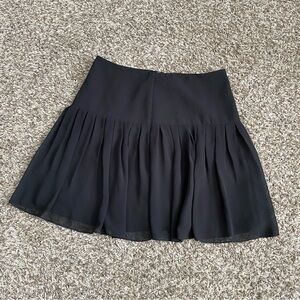 Tahari Skirt Women’s 2 Black Sheer Pleated Layered Skater School Goth Fairy 90s